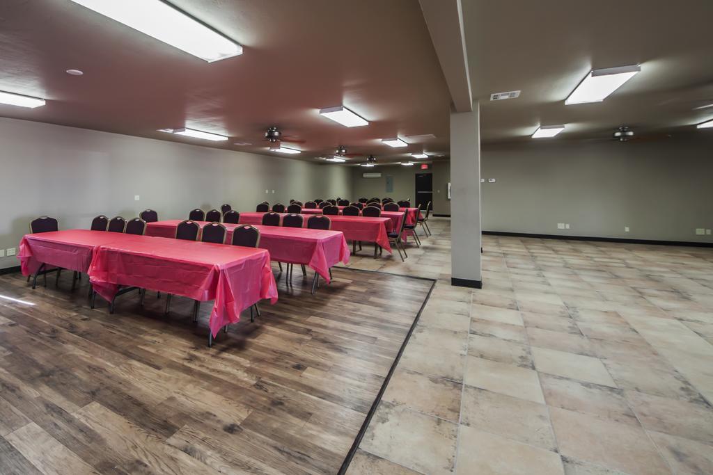 Sleep Inn&Suites Hennessey North Extérieur photo